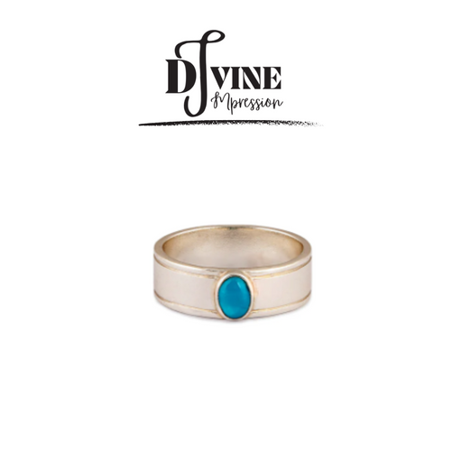HAND CRAFTED PREMIUM QUALITY SILVER RING FEATURING TURQUOISE GEMSTONE